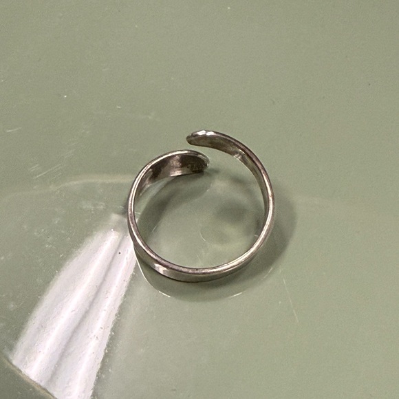 Silver Turquoise Open Ring - Picture 2 of 2